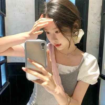 红白黑黄第二季 海报